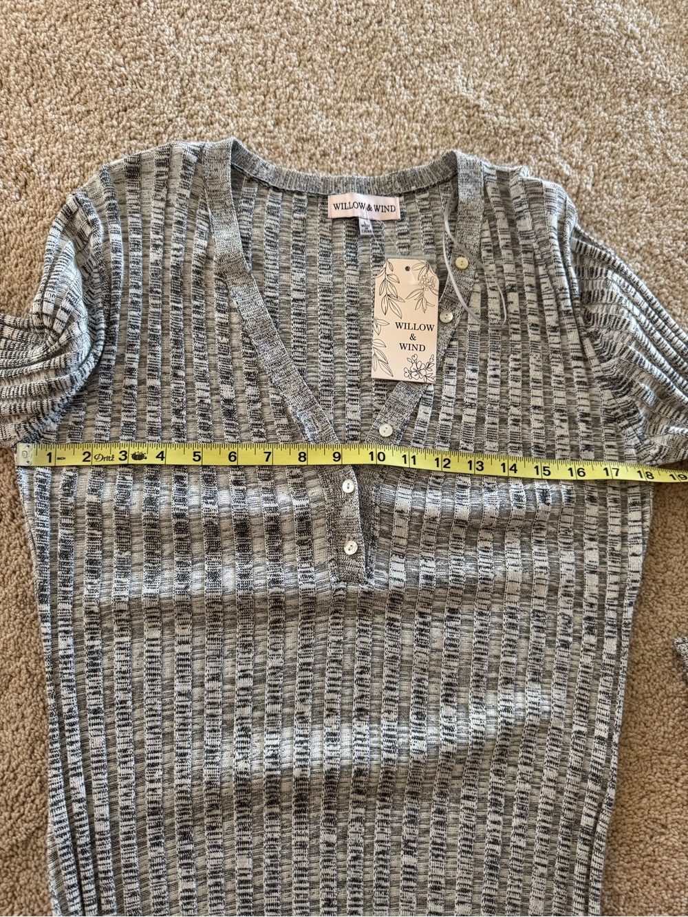 NWT V-Neck Long Sleeve Ribbed Knit Dress in Gray- L - Picture 9 of 10
